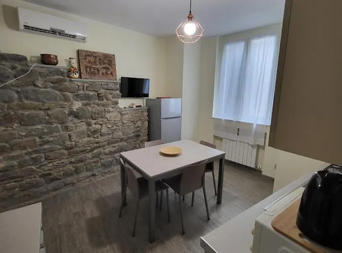 Puppo 아파트 코르니글리오